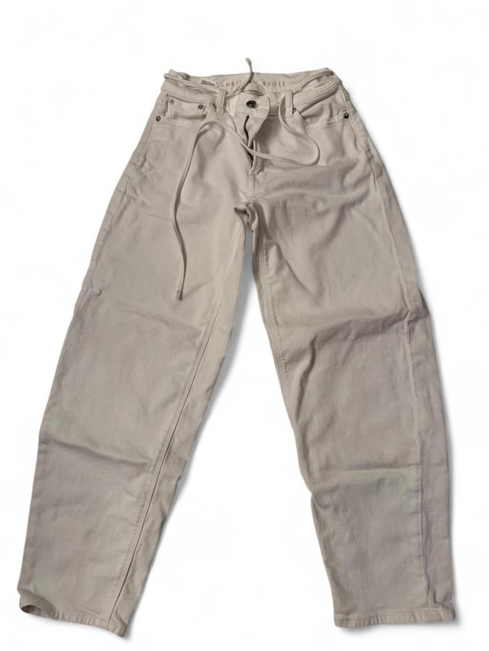 American Eagle Outfitters White High-Rise Barrel Jeans